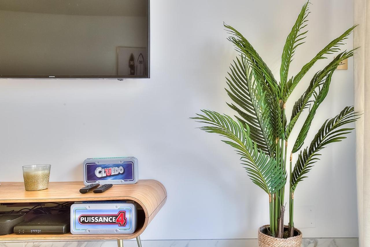 Luxury 4 Stars Apartment With 2 Terraces, Cannes Croisette Esterno foto